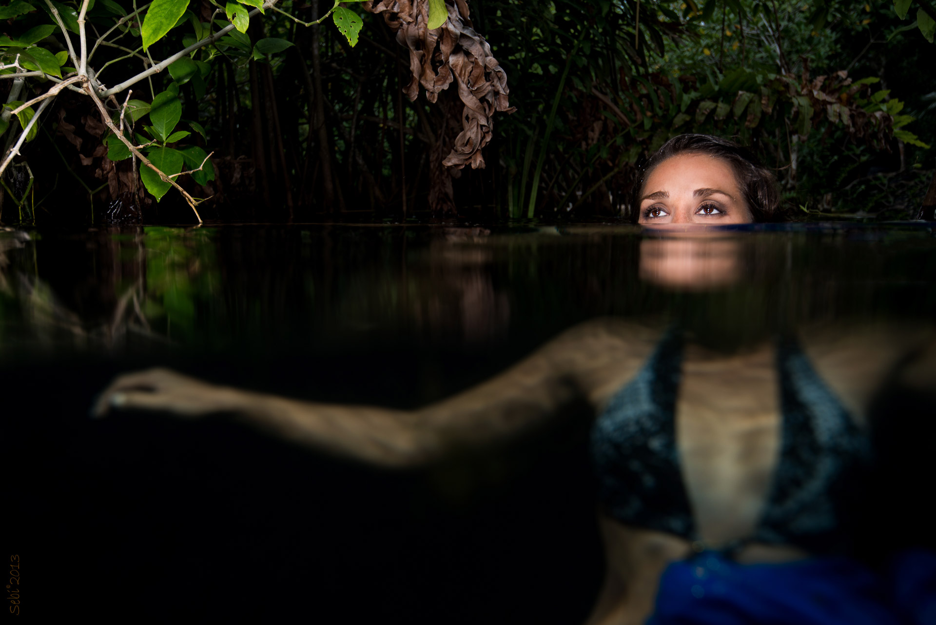 Underwater model in Mexico