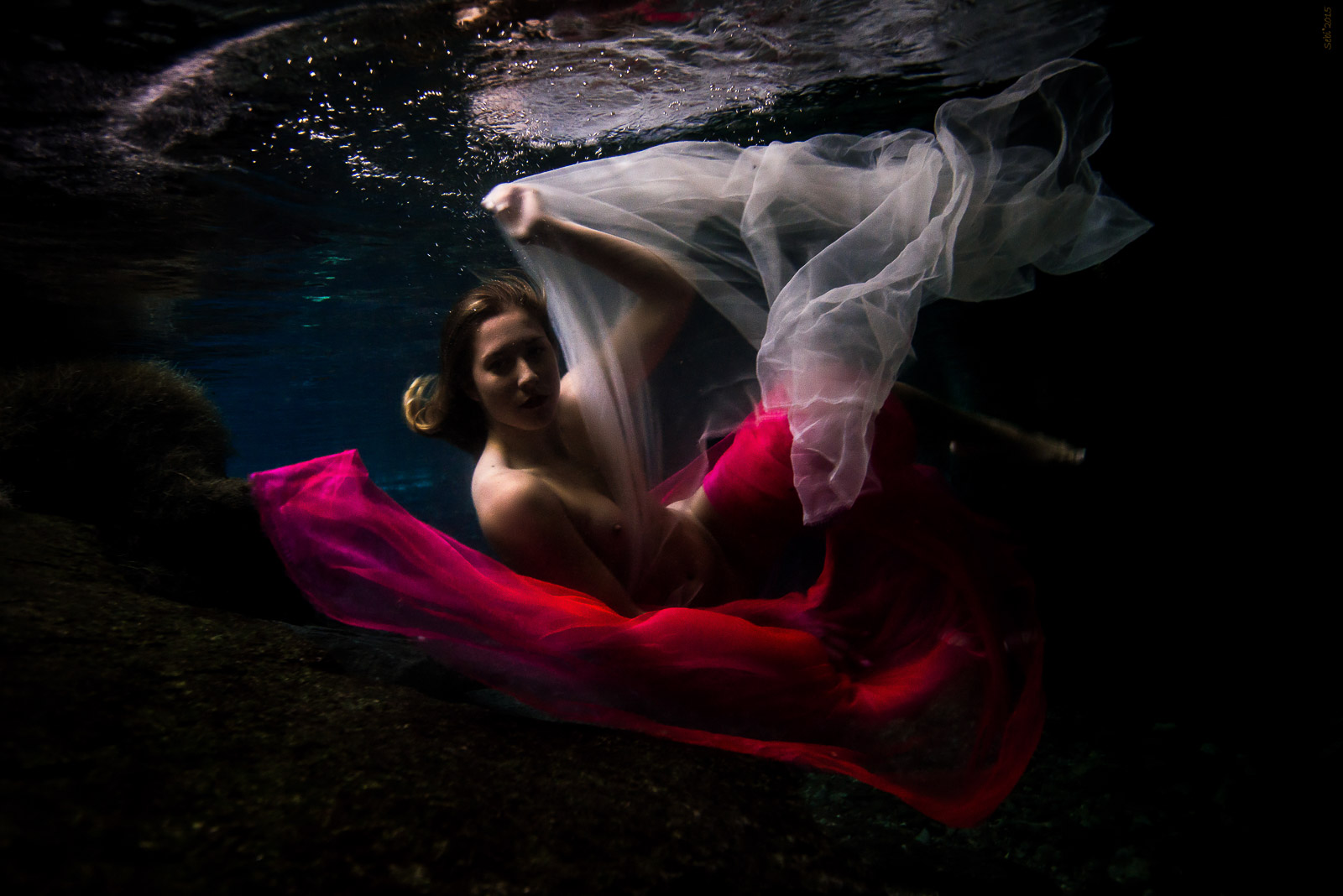 Fine art underwater photos after wedding