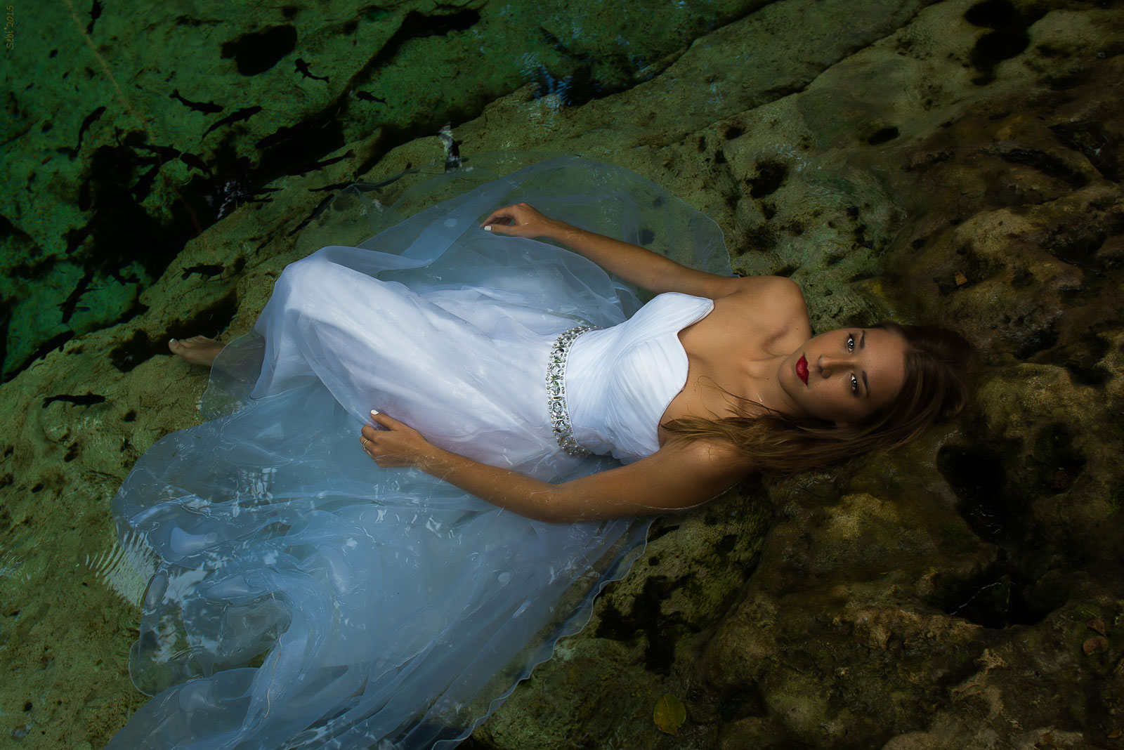 Fine art underwater photos after wedding