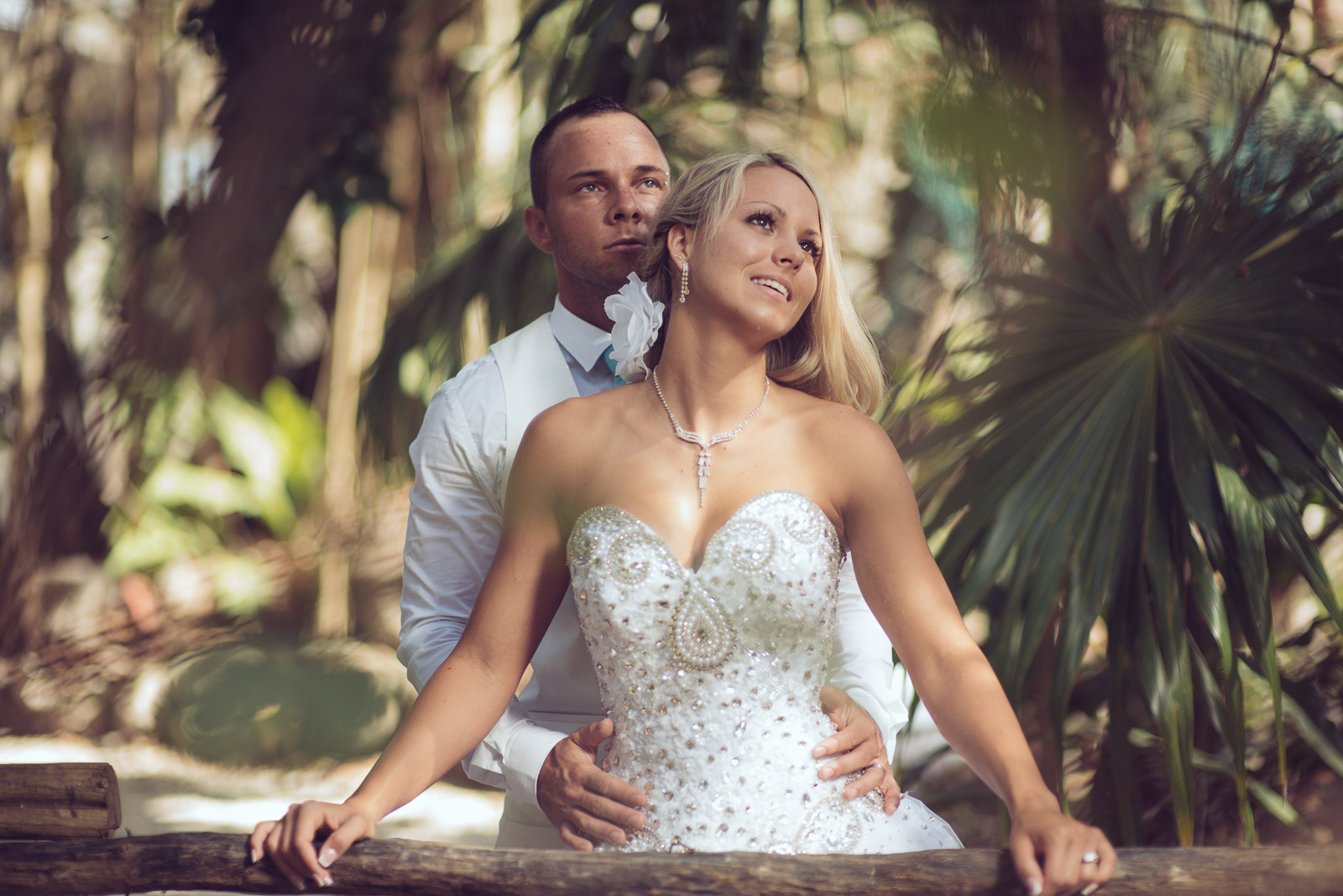 Post wedding underwater photography trash the dress