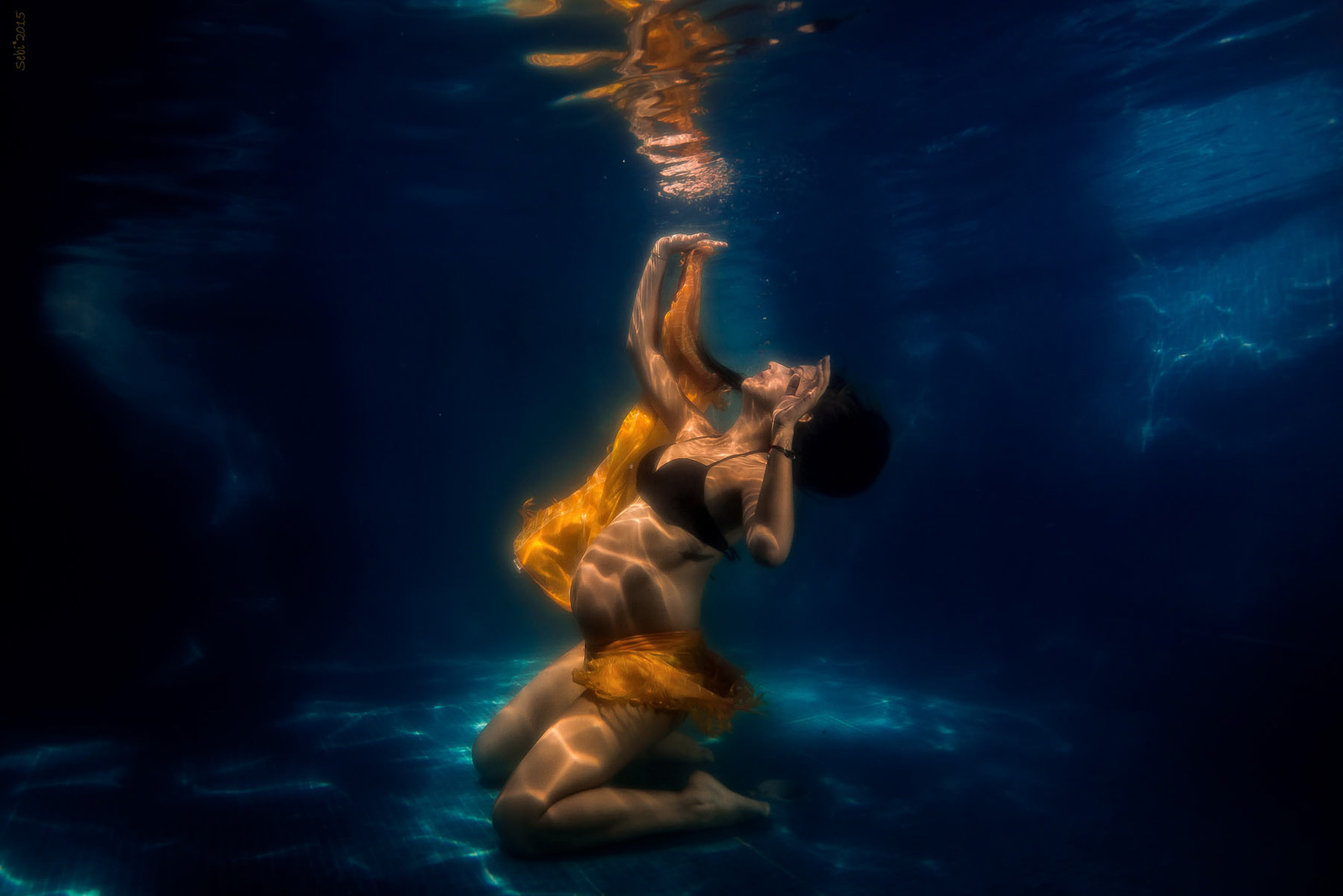 Underwater Maternity Photos