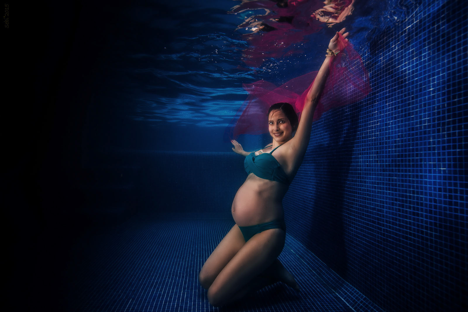 Pregnancy Underwater