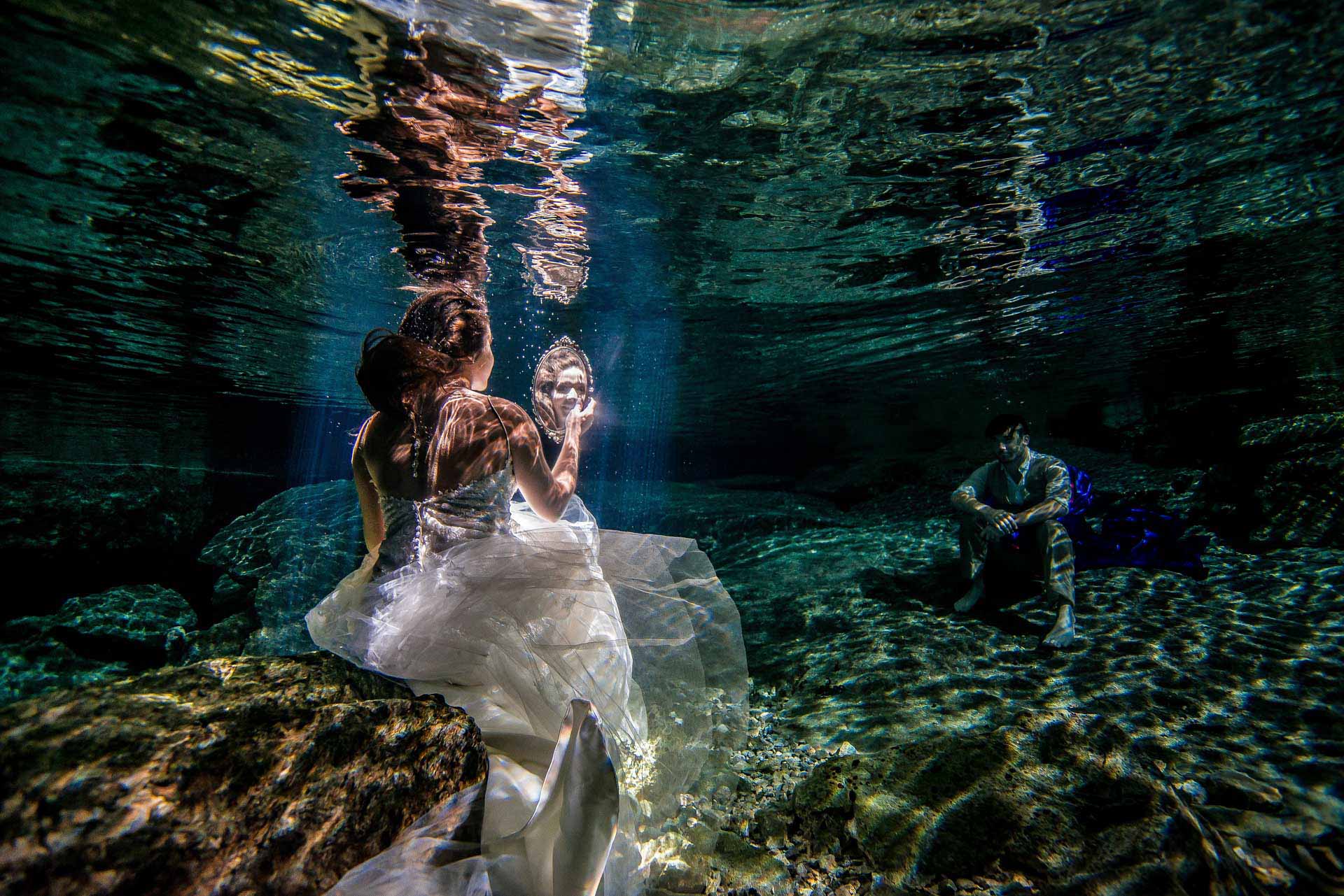 Best Trash The Dress Underwater - Sebi Messina Photography