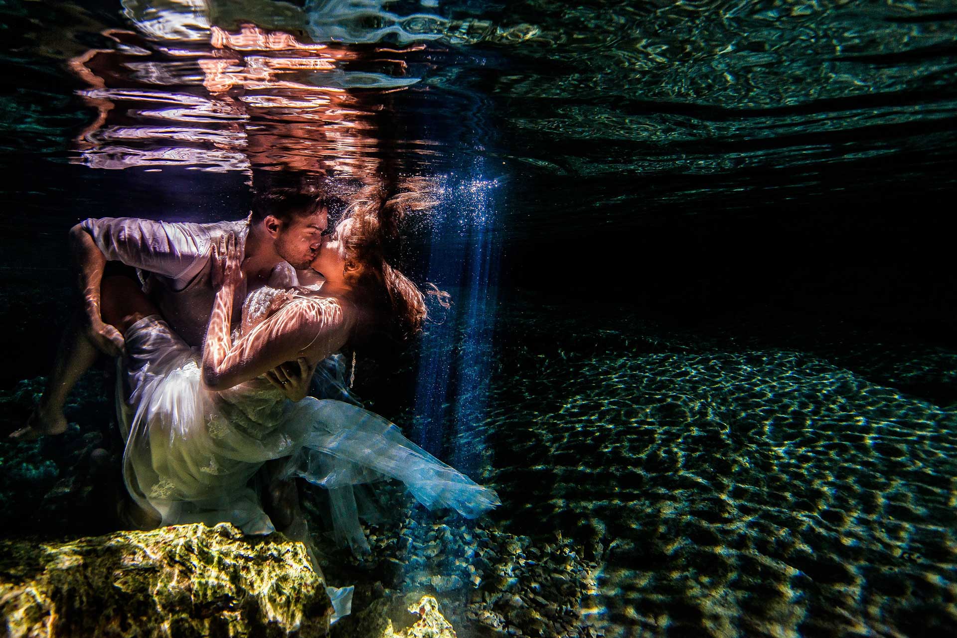 Best Trash The Dress Underwater - Sebi Messina Photography