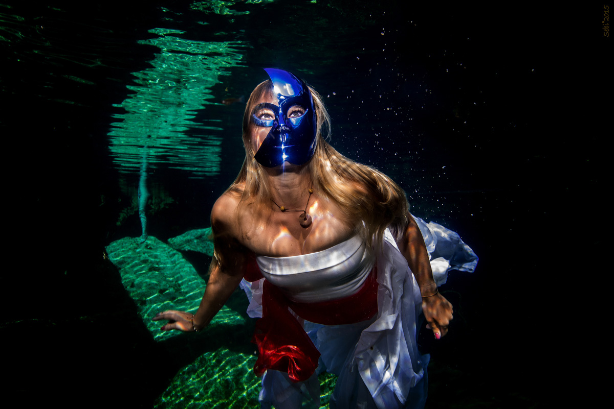 Underwater model Photography – Anna - Sebi Messina Photography