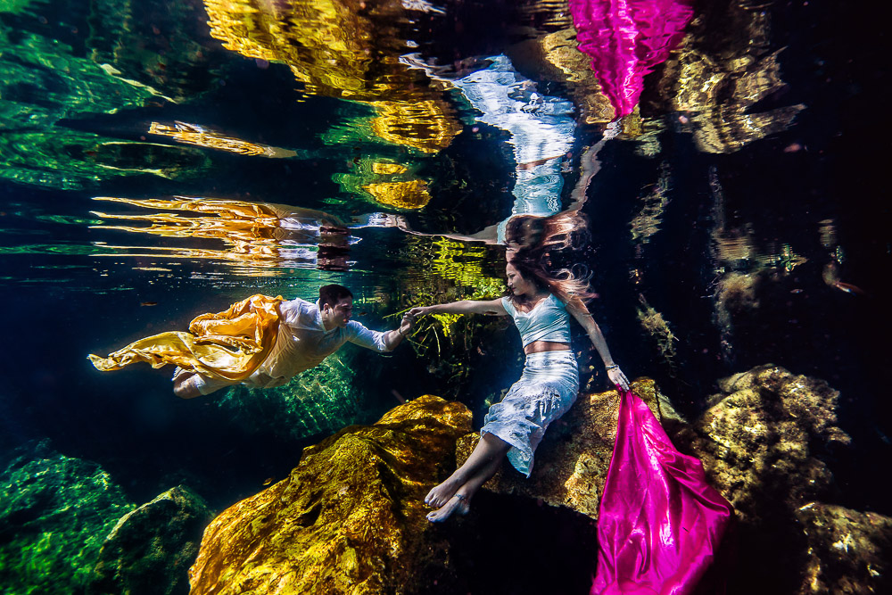 Underwater Wedding Photos – Jaqueline and André - Sebi Messina Photography