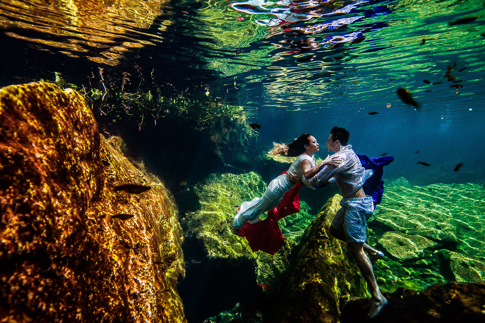 Underwater Wedding Photos – Jaqueline and André - Sebi Messina Photography