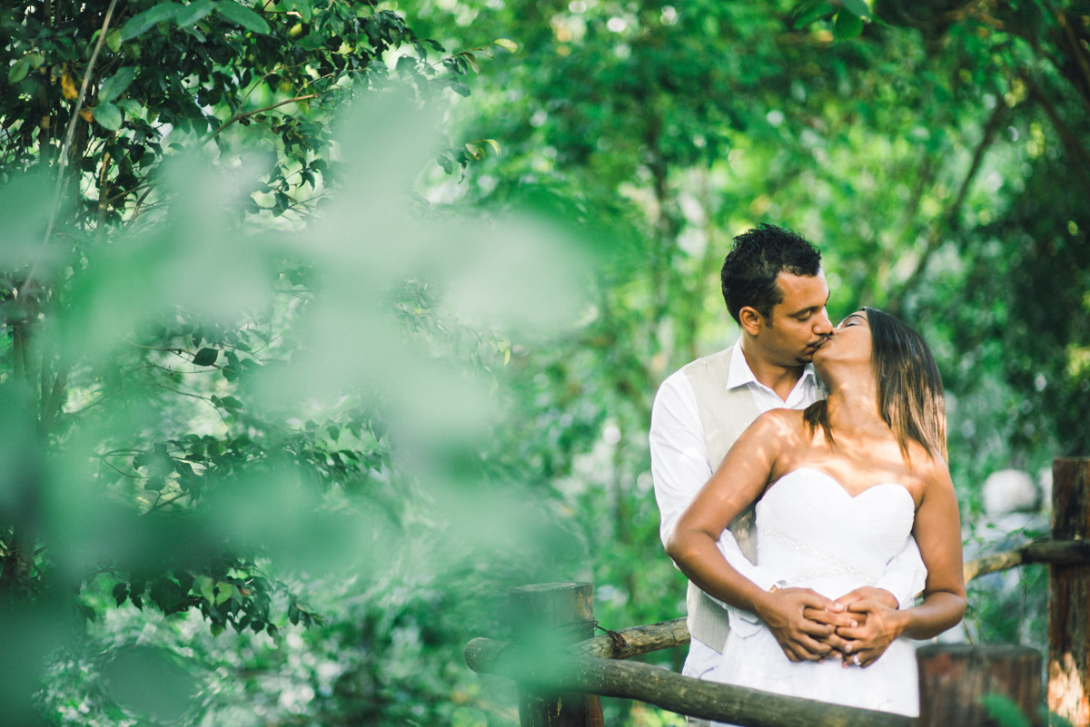 Underwater wedding pictures - Sebi Messina Photography