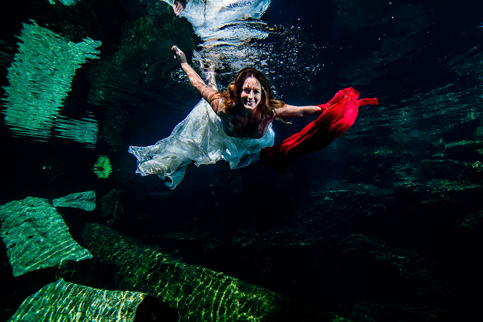 Underwater Trash The Dress Mexico