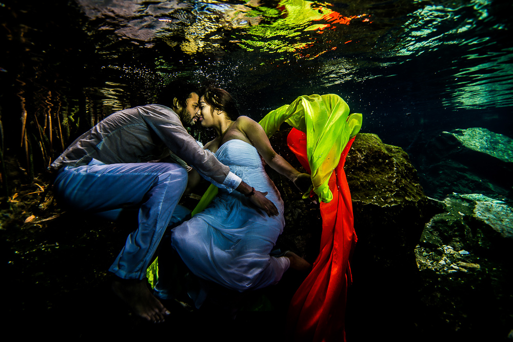 Engagement Underwater Photo Shoot - Millie and Rakesh